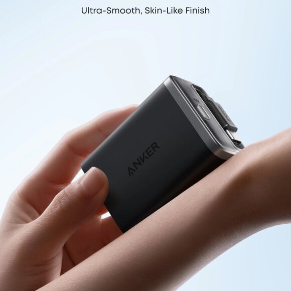 ANKER Nano Charger (35W, Built-In Retractable USB-C Cable) in Black - Picture 2 of 9